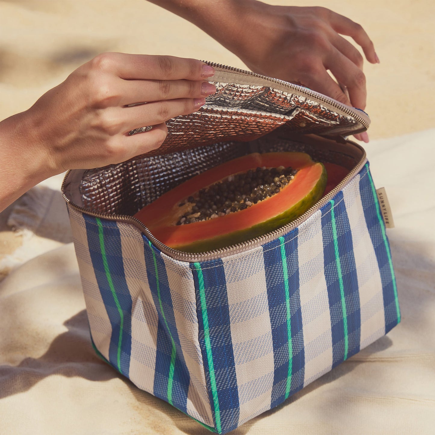 Sunnylife Cooler Lunch Bag - La Mer Blue Neon