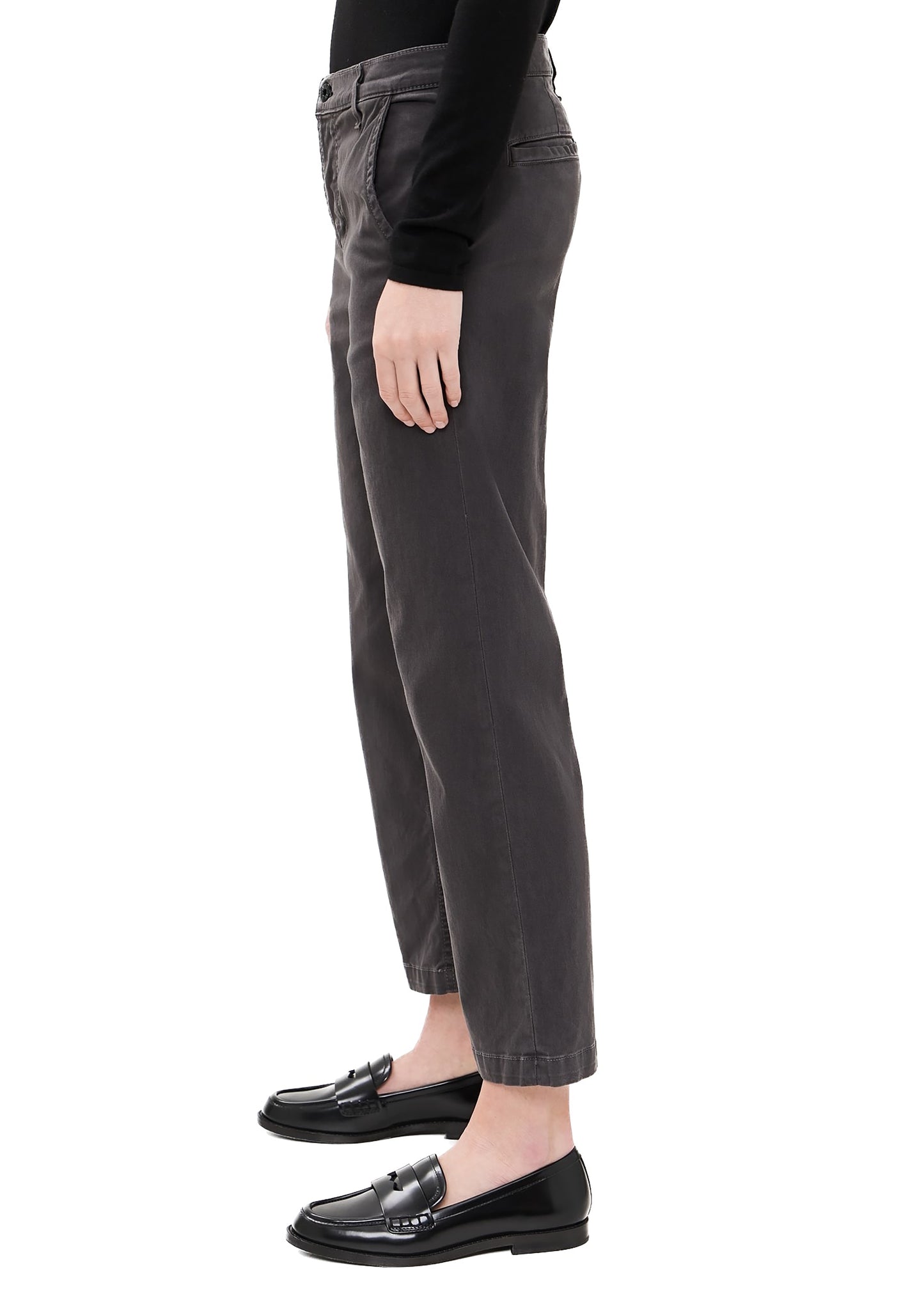 slim chino