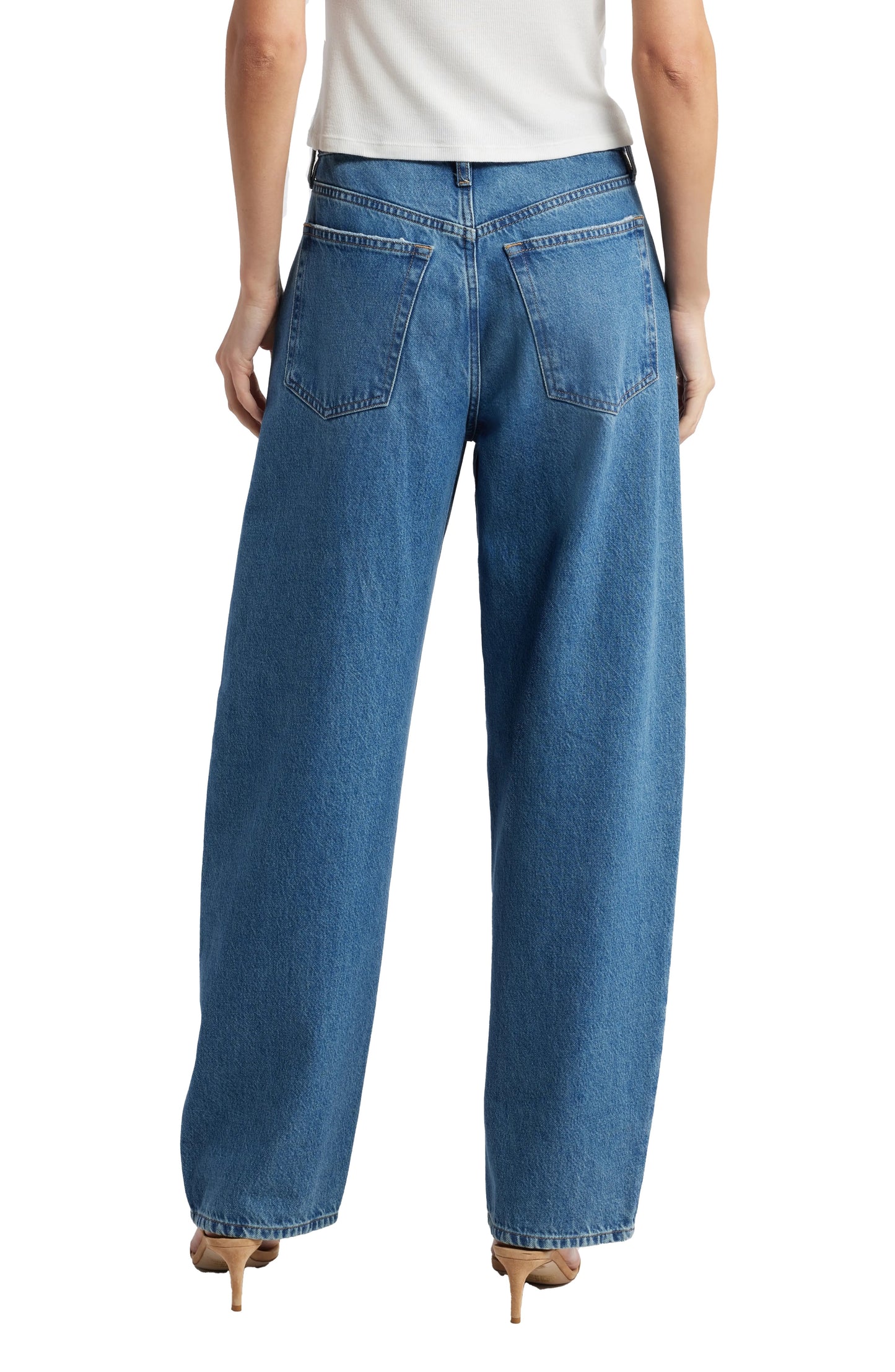 FRAME Low Slung Barrel Jeans - Caramia