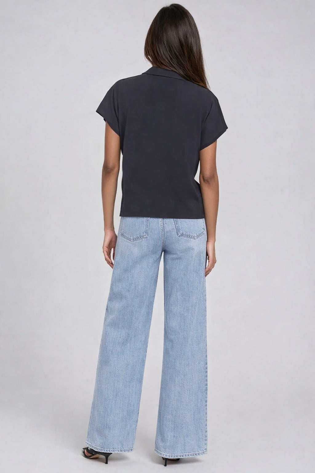 FIFTEEN TWENTY Lilian Twist Front Top