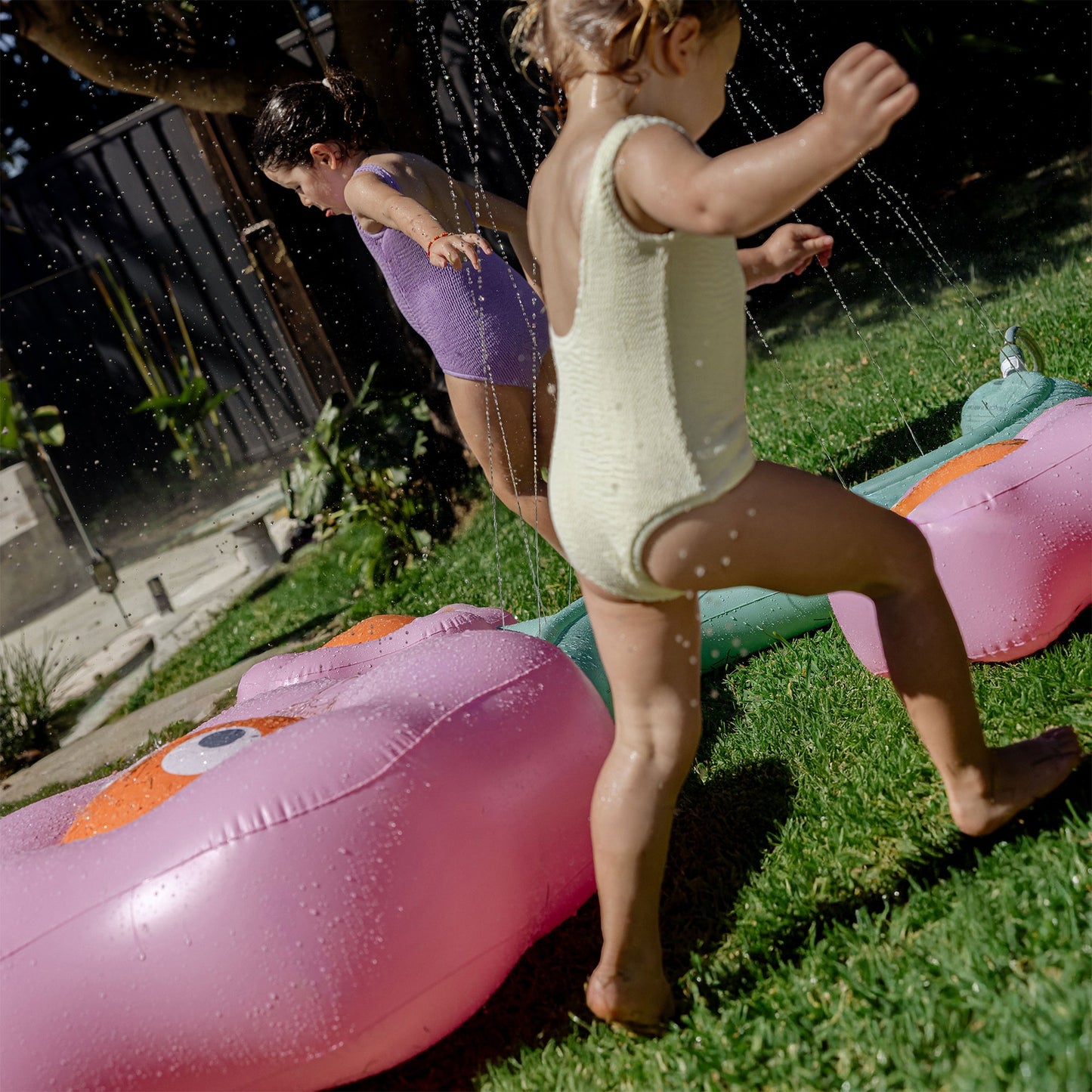Sunnylife Inflatable Giant Sprinkler - Poppy The Peach Pink Flower