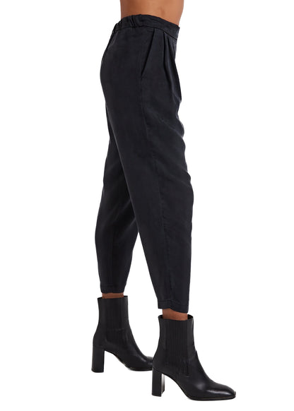 Bella Dahl Nico Clean Waist Slouchy Trouser