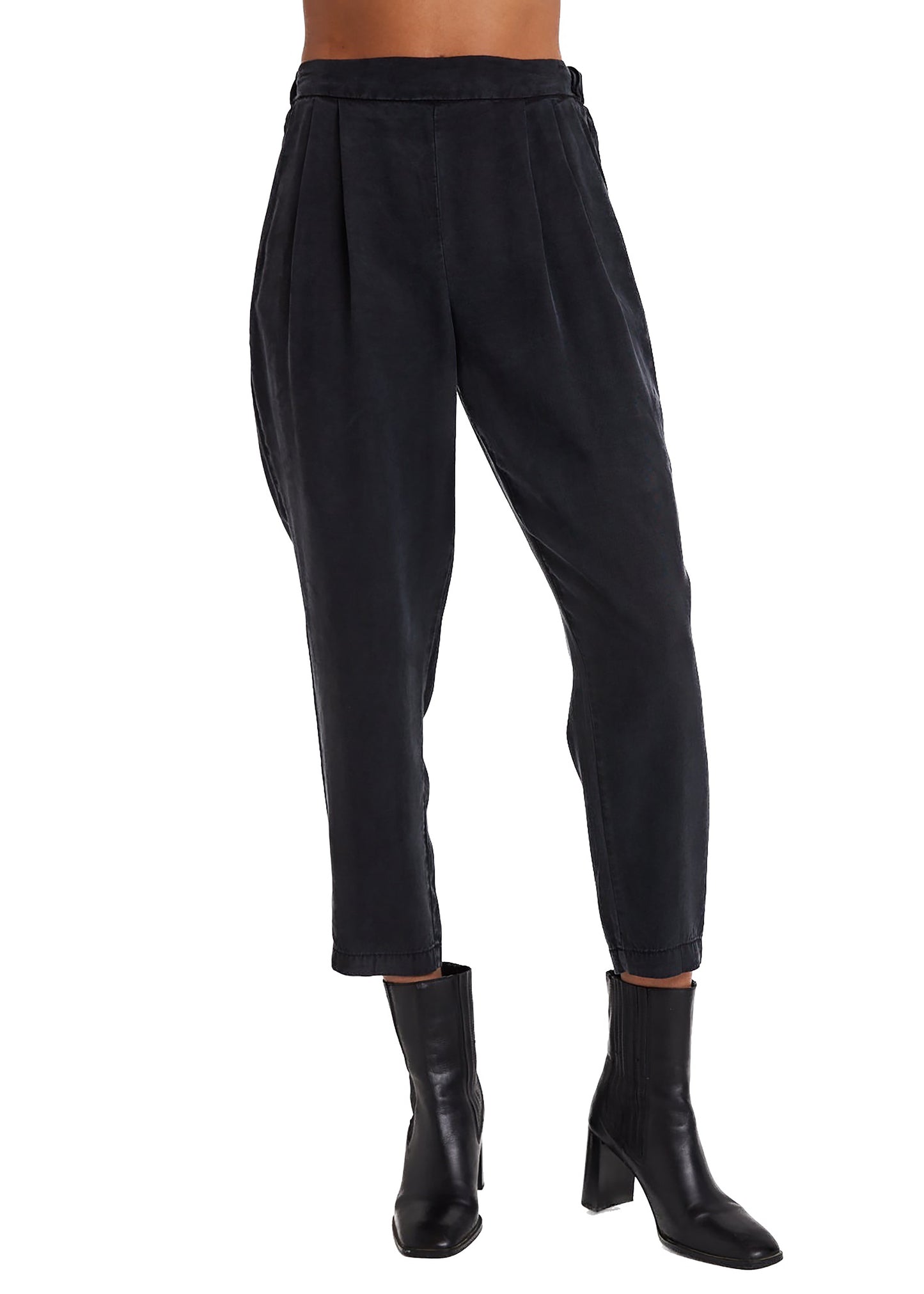 Bella Dahl Nico Clean Waist Slouchy Trouser